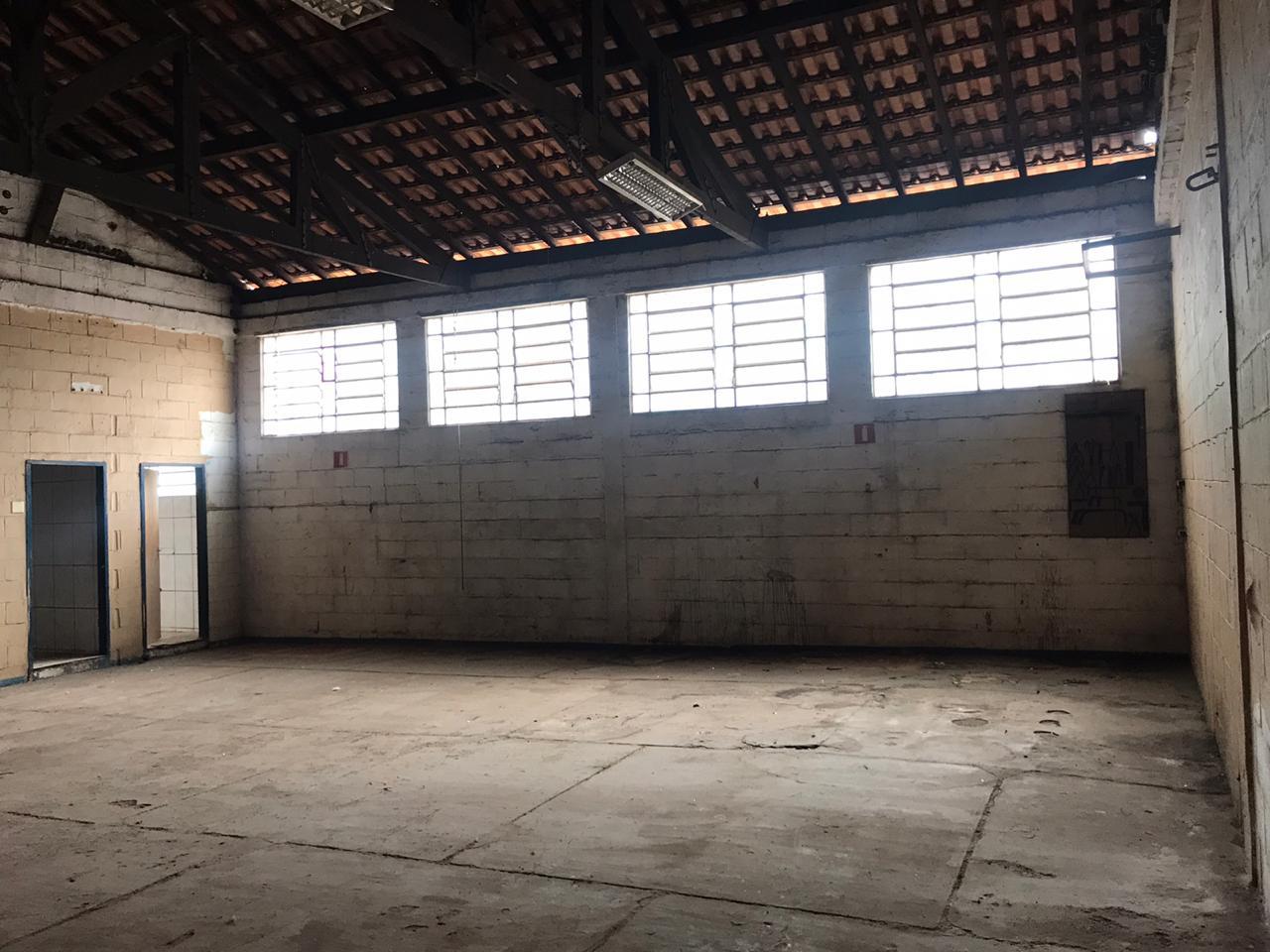 Loja-Salão, 200 m² - Foto 2